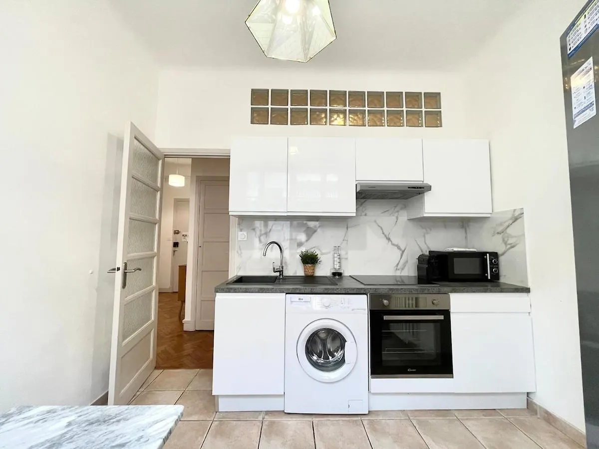 Belle Nuit Apartment Nice 0*,  France